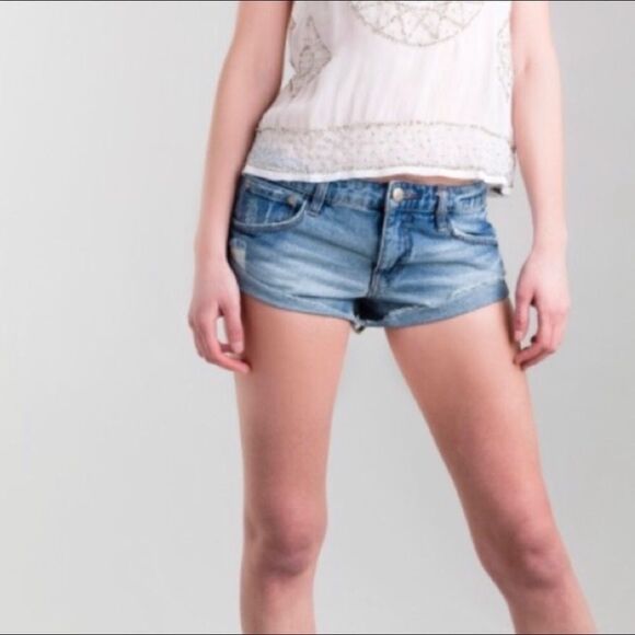 Free People Irreplaceable Distressed Cutoff Shorts - Picture 1 of 7